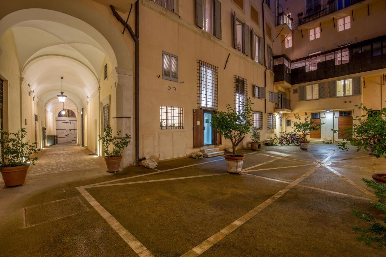 Guesthouse Mysuitetower Pantheon Рим Екстериор снимка